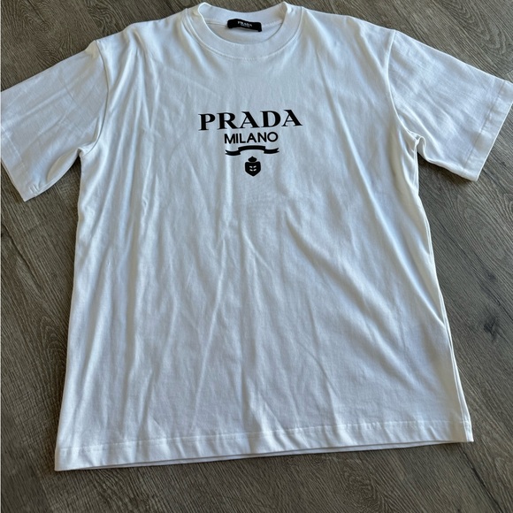 T shirt - Picture 1 of 4